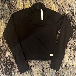 COPY - Vuori swim top size small, never worn!